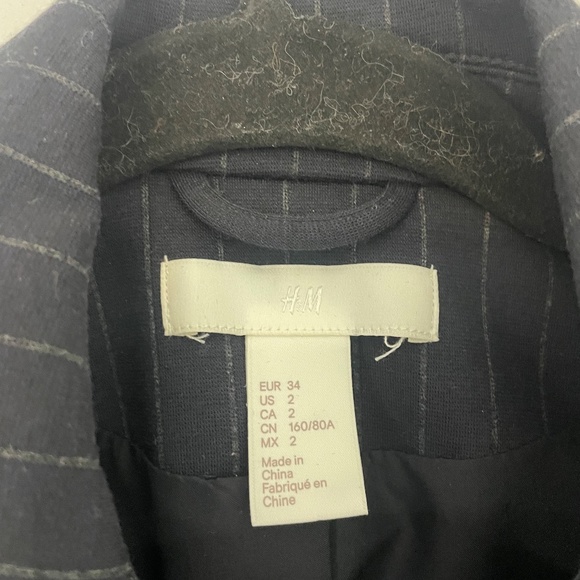 H&M - Women's - Double Breasted Blazer - Dark Blue Pinstripe - Picture 6 of 7